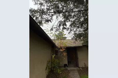 416 Tennyson Drive, Modesto, CA 95351 - Photo 2