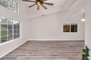 744 Bluff Dr, Los Banos, CA 93635 - Photo 8