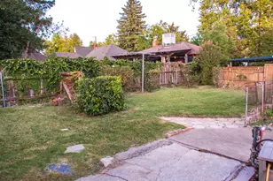 4417 E St, Sacramento, CA 95819 - Photo 32