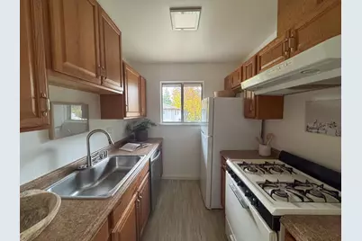 2708 Pole Line Road #4, Davis, CA 95618 - Photo 6