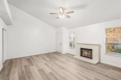 9133 Newhall Drive #68, Sacramento, CA 95826 - Photo 2