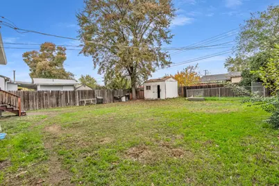 2528 Dale Avenue, Sacramento, CA 95815 - Photo 20