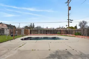 2005 Woodstock Way, Sacramento, CA 95825 - Photo 46