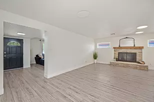 2005 Woodstock Way, Sacramento, CA 95825 - Photo 14