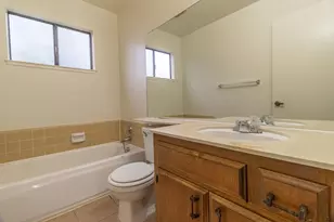 5330 Virtue Arc Dr, Stockton, CA 95207 - Photo 18
