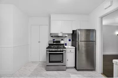 2751 Riverside Boulevard, Sacramento, CA 95818 - Photo 10