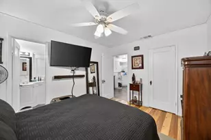 2751 Riverside Blvd, Sacramento, CA 95818 - Photo 36
