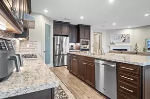 2731 Dazzler St, Lodi, CA 95242 - Photo 2