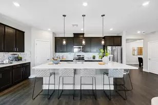 8085 Gwinn Cir, Elk Grove, CA 95757 - Photo 2