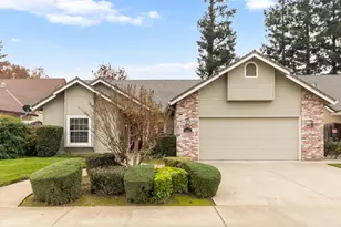 2426 W Tokay St, Lodi, CA 95242 - Photo 2