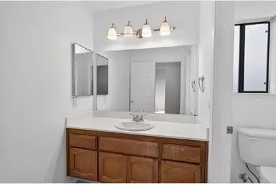 8825 Lemas Road, Sacramento, CA 95828 - Photo 20