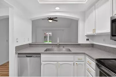 8825 Lemas Road, Sacramento, CA 95828 - Photo 14