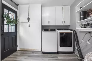 407 W H St, Oakdale, CA 95361 - Photo 14