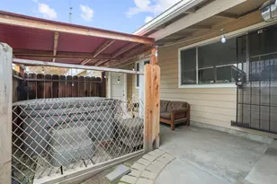 407 W H St, Oakdale, CA 95361 - Photo 22