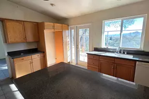 6540 Serendipity Ln, Placerville, CA 95667 - Photo 18