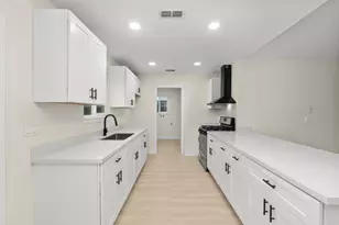 2115 Valmora Dr, Stockton, CA 95210 - Photo 4