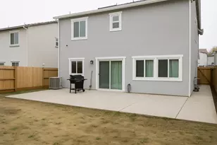 18462 Waterfront Wy, Lathrop, CA 95330 - Photo 16