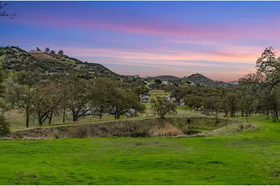 149 S Park Drive, Burson, CA 95225 - Photo 4