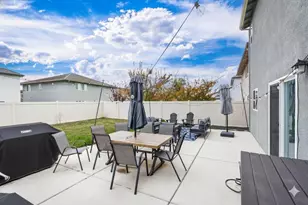 3822 Fong Ranch Rd, Sacramento, CA 95834 - Photo 22