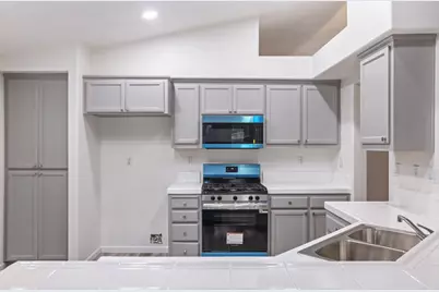 5032 Moorcroft Circle, Stockton, CA 95206 - Photo 32