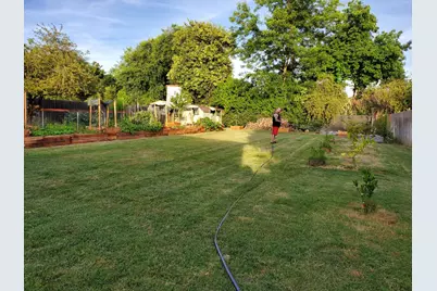 994 Fleda Avenue, Olivehurst, CA 95961 - Photo 18