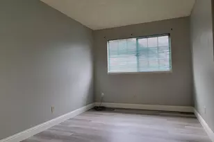 8387 Skywalker Ct, Sacramento, CA 95828 - Photo 22