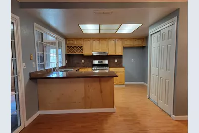 8387 Skywalker Court, Sacramento, CA 95828 - Photo 2