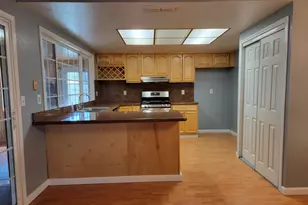 8387 Skywalker Ct, Sacramento, CA 95828 - Photo 2