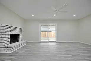 2065 Cody Ct, Turlock, CA 95380 - Photo 10