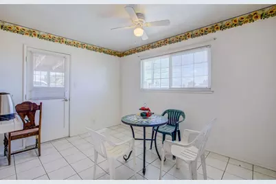 8758 Florin Road, Sacramento, CA 95828 - Photo 10