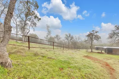 10447 Carlos Court, Coulterville, CA 95311 - Photo 6