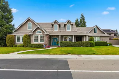 347 E Milgeo Avenue, Ripon, CA 95366 - Photo 2