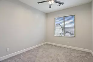 10816 Merritt Dr, Stockton, CA 95219 - Photo 40
