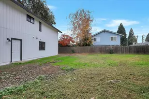 14 Eduardo Ct, Sacramento, CA 95831 - Photo 44