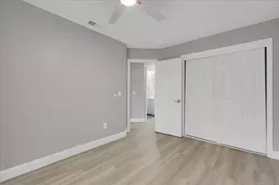 14 Eduardo Ct, Sacramento, CA 95831 - Photo 32