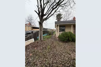 2730 Berger Avenue, Sacramento, CA 95815 - Photo 4
