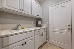 2067 Robin Hood Ln, Merced, CA 95340 - Photo 24