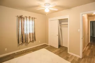 1201 Helena Ave, Sacramento, CA 95815 - Photo 12