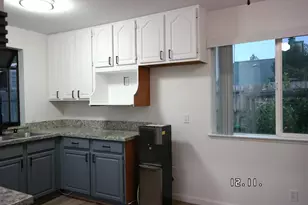 7613 Valley Wood Dr, Sacramento, CA 95828 - Photo 22