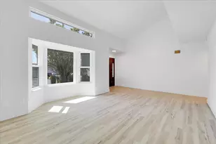 1571 Coats Dr, Yuba City, CA 95993 - Photo 8