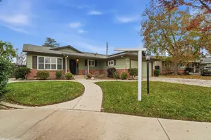 365 Birchwood Ct, Modesto, CA 95350 - Photo 2
