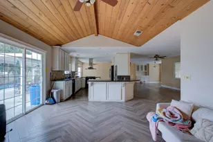 1624 Golf Rd, Turlock, CA 95380 - Photo 16