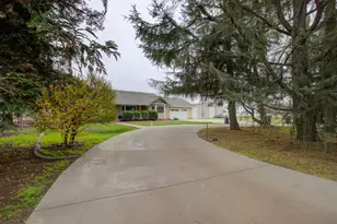 1624 Golf Rd, Turlock, CA 95380 - Photo 2