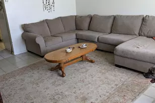 3607 Periwinkle Ct, Bakersfield, CA 93307 - Photo 2