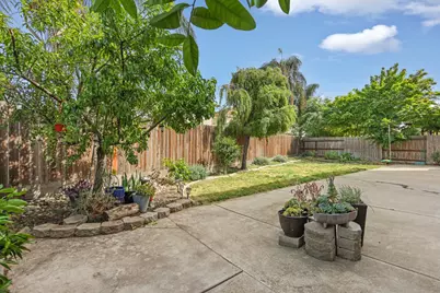 2036 Tiempo Place, Manteca, CA 95336 - Photo 48