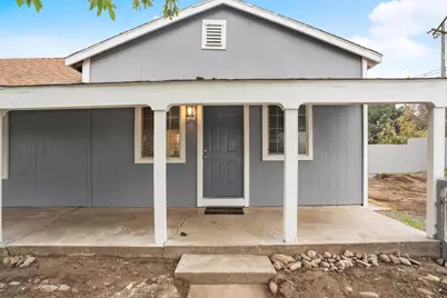 10878 S McKinley Avenue, French Camp, CA 95231 - Photo 6