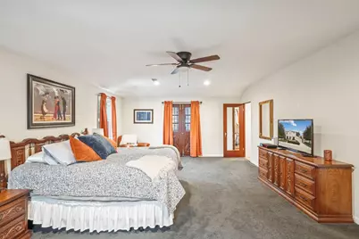 2634 Clarendon Avenue, Stockton, CA 95204 - Photo 38