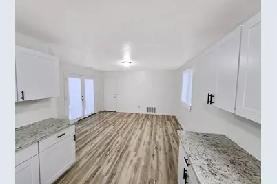 1963 Pontelli Court, Stockton, CA 95207 - Photo 6