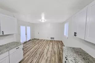 1963 Pontelli Ct, Stockton, CA 95207 - Photo 6