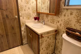 Pina, Sacramento, CA 95828 - Photo 14